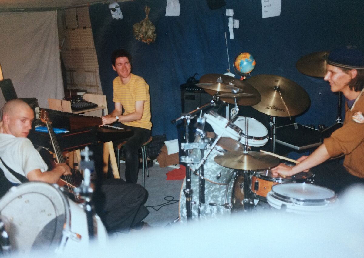 Drumming for the music project «Topsyturvy»